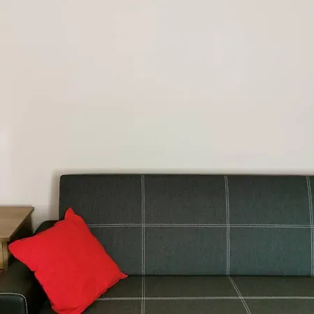 Little Big Red - Central Modern Studio-3